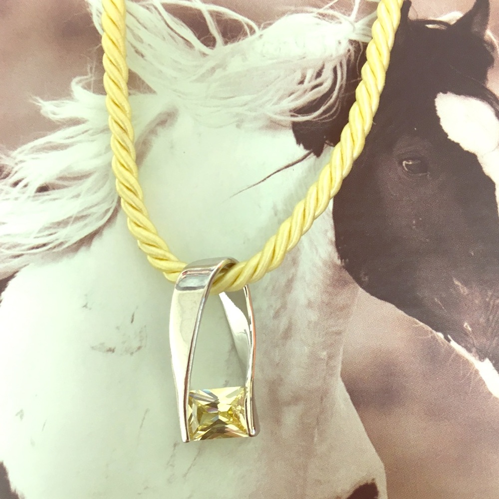COPY - ✨Stunning Yellow CZ Pendant ✨